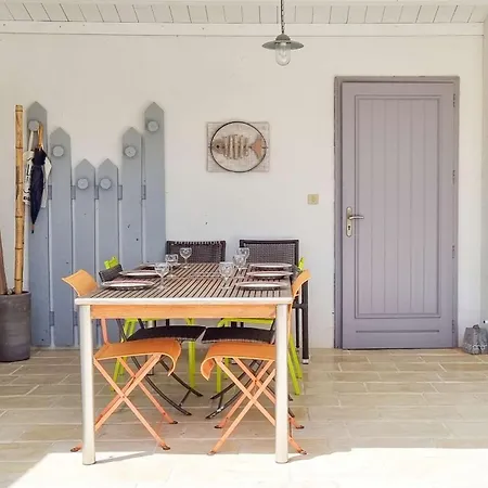 Au Lieu La Passe , Individuelle De Plain Pied, Avec Beaucoup De Charme Villa