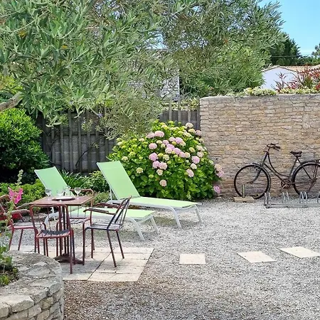 Au Lieu La Passe , Individuelle De Plain Pied, Avec Beaucoup De Charme Villa *