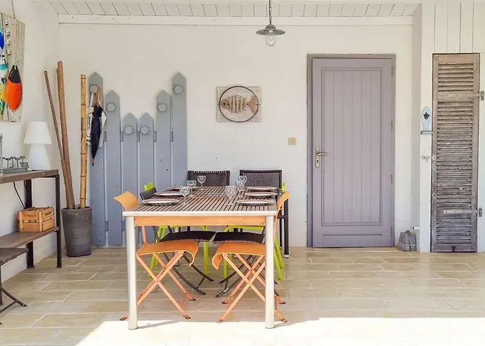 Au Lieu La Passe , Individuelle De Plain Pied, Avec Beaucoup De Charme Villa