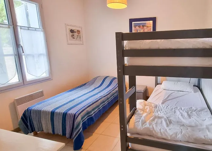 Au Lieu La Passe , Individuelle De Plain Pied, Avec Beaucoup De Charme Villa *