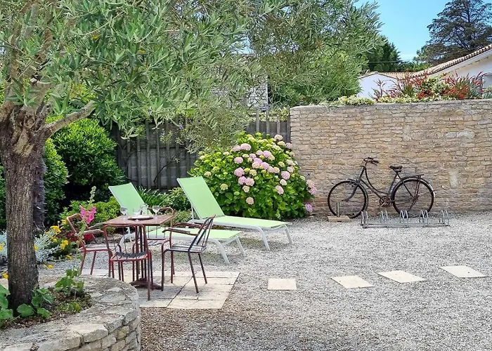 Au Lieu La Passe , Individuelle De Plain Pied, Avec Beaucoup De Charme Villa *